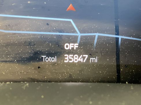 Certified 2023 BMW X7 xDrive40i w/ Climate Comfort Package image 18