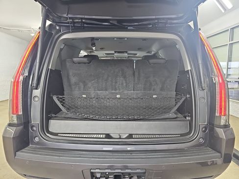 Certified 2015 Cadillac Escalade Premium AWD/4WD image 17