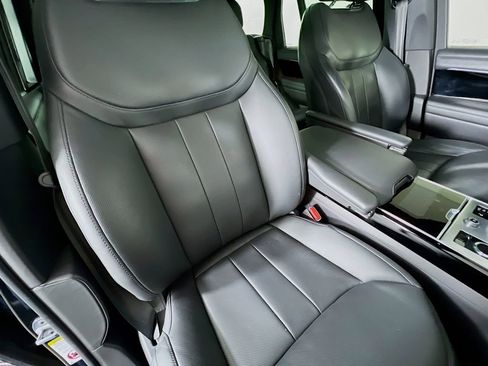 Used 2023 Land Rover Range Rover SE AWD/4WD image 30