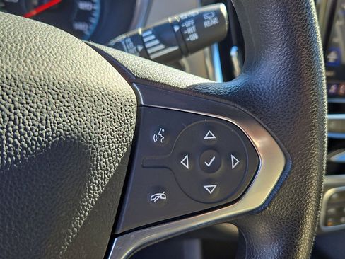 Certified 2023 Chevrolet Traverse LS image 18