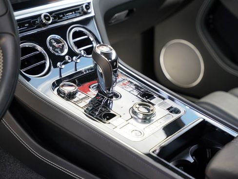 Used 2020 Bentley Continental GT V8 First Edition AWD/4WD image 15