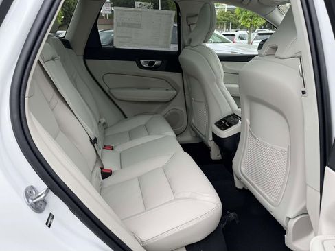 New 2026 Volvo XC60 B5 Ultra w/ Protection Package Premier AWD/4WD image 12