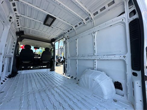 Used 2023 RAM ProMaster 2500 FWD image 37