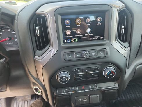 New 2025 Chevrolet Silverado 1500 W/T image 19