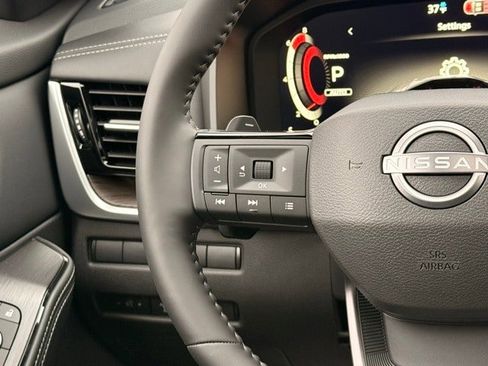 New 2026 Nissan Rogue Platinum w/ Tech Package image 23