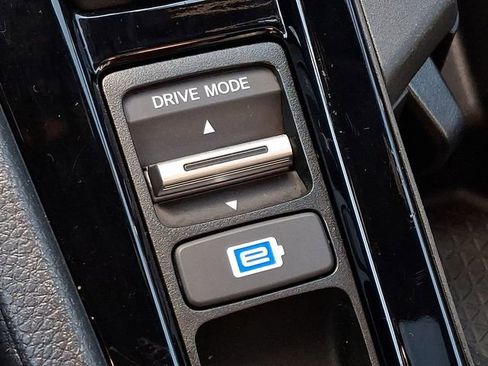 Used 2024 Honda Accord Sport image 25