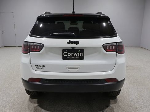 Certified 2023 Jeep Compass Latitude AWD/4WD image 4