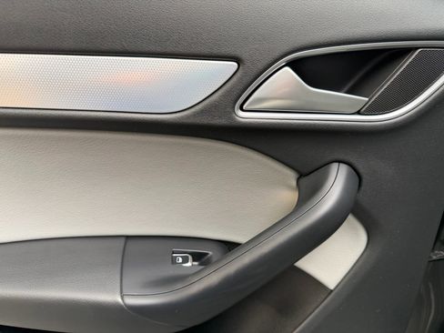 Used 2018 Audi Q3 2.0T Premium Plus image 34