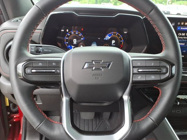 Used 2026 Chevrolet Colorado Z71 w/ Technology Package AWD/4WD image 9
