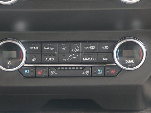 Certified 2019 Ford Expedition Max Limited AWD/4WD image 23