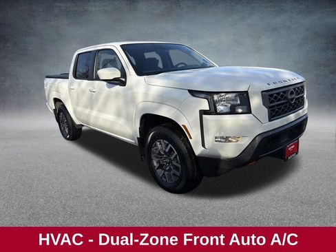 Used 2022 Nissan Frontier SV image 12