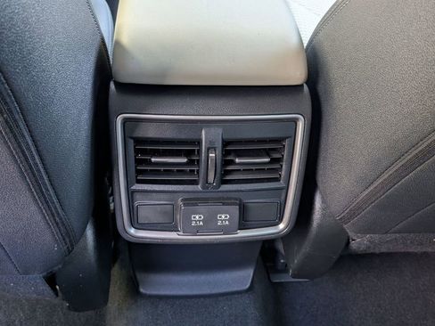 Used 2022 Subaru Forester Premium image 14