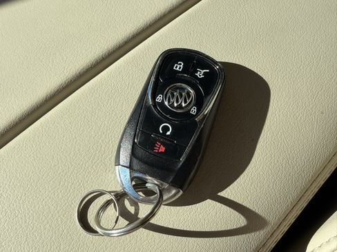 Used 2019 Buick Envision Preferred FWD image 29