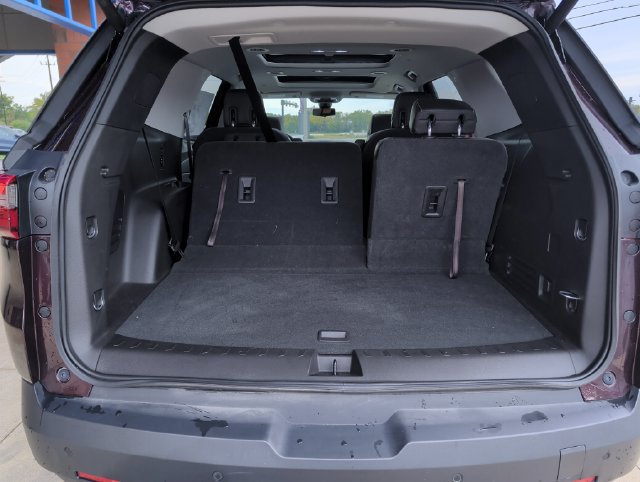 Used 2018 Chevrolet Traverse LT w/ LPO, Floor Liner Package FWD image 22