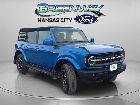 Certified 2021 Ford Bronco Outer Banks image 1