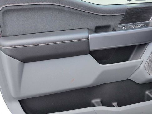 New 2025 Ford F150 Lariat w/ Equipment Group 502A High image 5