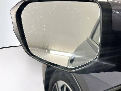 Used 2018 Honda Civic EX-L image 16