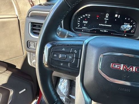 Used 2023 GMC Yukon SLT image 22