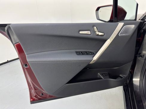 Used 2022 BMW iX xDrive50 w/ Premium Package image 46