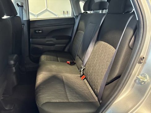 Used 2025 Mitsubishi Outlander Sport AWD image 15
