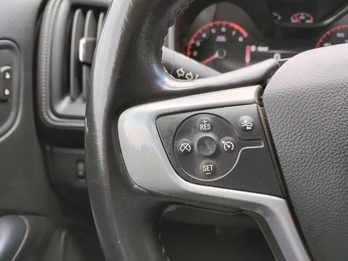Used 2015 GMC Canyon SLE w/ SLE Convenience Package RWD image 9