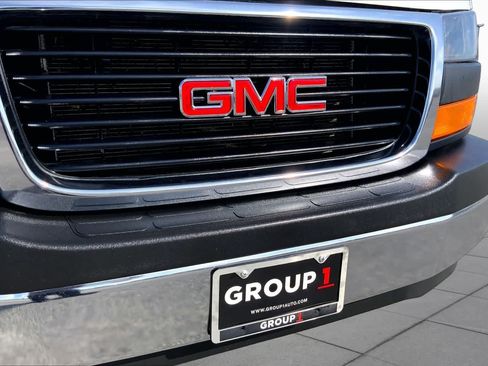 Used 2025 GMC Savana 3500 LT w/ LT Preferred Equipment Group RWD image 27