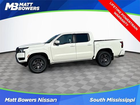 Certified 2025 Nissan Frontier SV AWD/4WD image 1