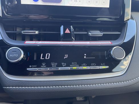 Used 2026 Toyota Corolla SE image 26