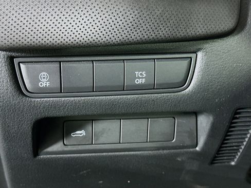 Used 2025 MAZDA CX-50 AWD 2.5 S w/ Premium Package image 17