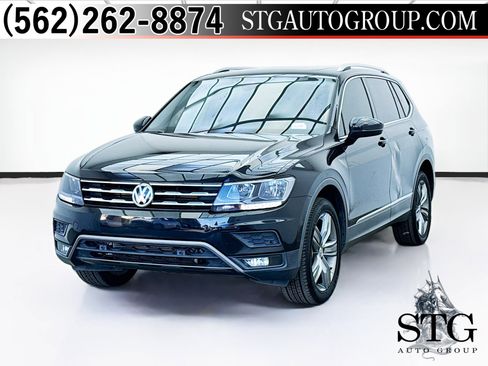 Used 2020 Volkswagen Tiguan SEL image 1