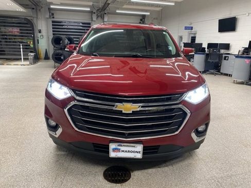 Certified 2021 Chevrolet Traverse LT w/ LT Premium Package image 2