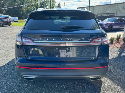 Used 2019 Lincoln Nautilus Reserve w/ Driver Assistance Package FWD image 6