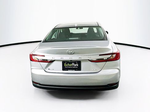 Used 2025 Toyota Camry LE FWD image 7