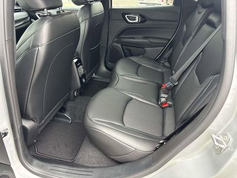 New 2026 Jeep Compass Latitude image 5