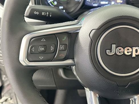 Used 2025 Jeep Wrangler Sahara 4xe image 21