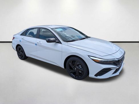 New 2026 Hyundai Elantra Sport FWD image 2