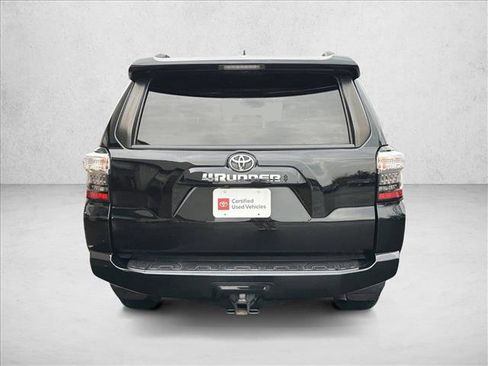 Certified 2020 Toyota 4Runner SR5 Premium image 6