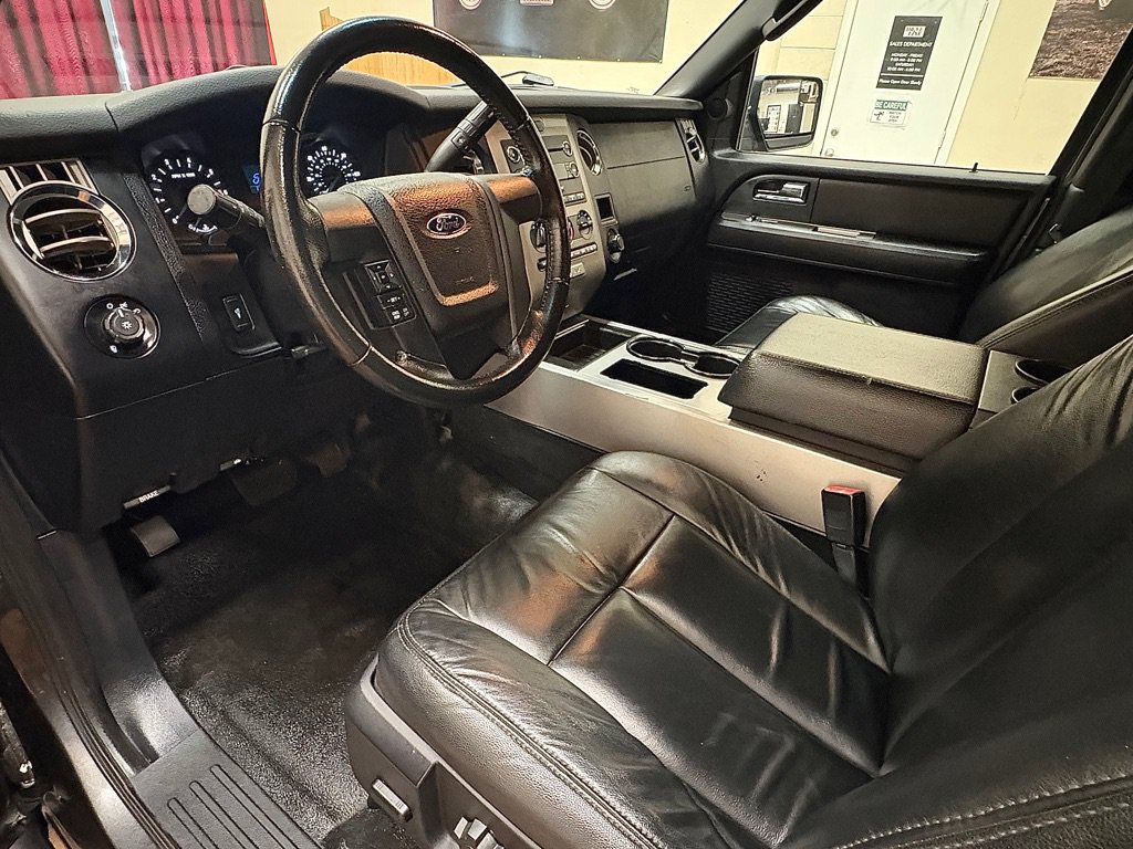 Used 2016 Ford Expedition XL RWD image 29