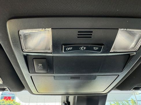 Used 2019 Toyota Tacoma TRD Sport w/ Technology Package AWD/4WD image 23