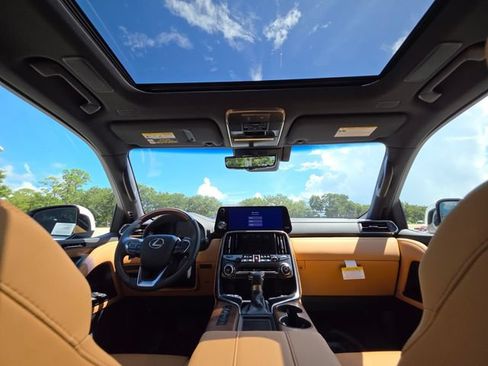 New 2026 Lexus LX 600 4WD w/ Accessory Package (Z1) image 21
