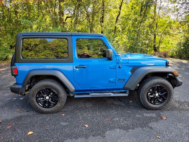 Used 2023 Jeep Wrangler Sport AWD/4WD image 7