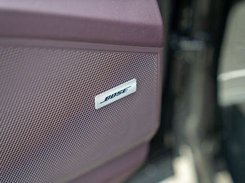 Used 2024 Porsche Cayenne E-Hybrid image 11