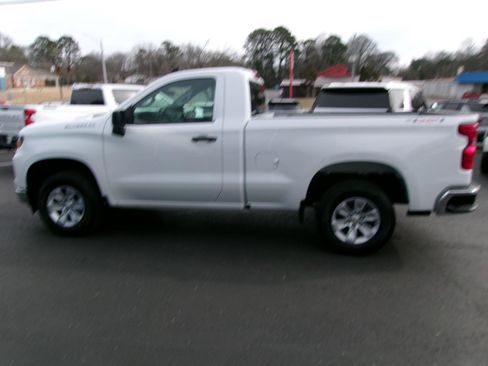 Used 2025 Chevrolet Silverado 1500 W/T w/ WT Safety Package image 5