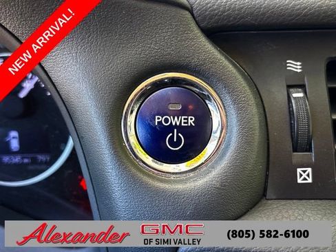 Used 2015 Lexus CT 200h w/ Navigation Package FWD image 24
