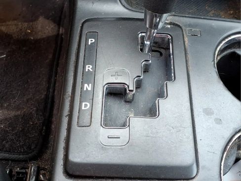 Used 2013 Kia Sorento LX w/ Convenience Pkg FWD image 12