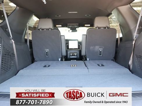 Used 2026 GMC Yukon Elevation AWD/4WD image 23