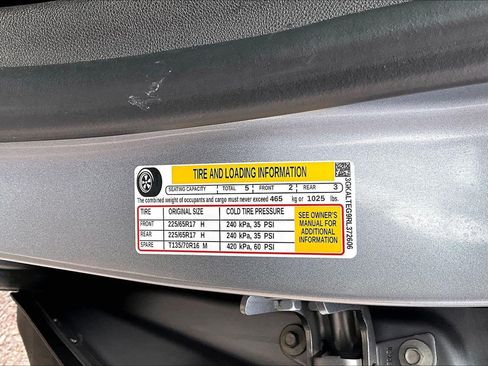 Used 2024 GMC Terrain SLE AWD/4WD image 33