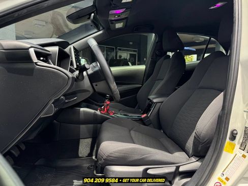 Used 2020 Toyota Corolla SE FWD image 23