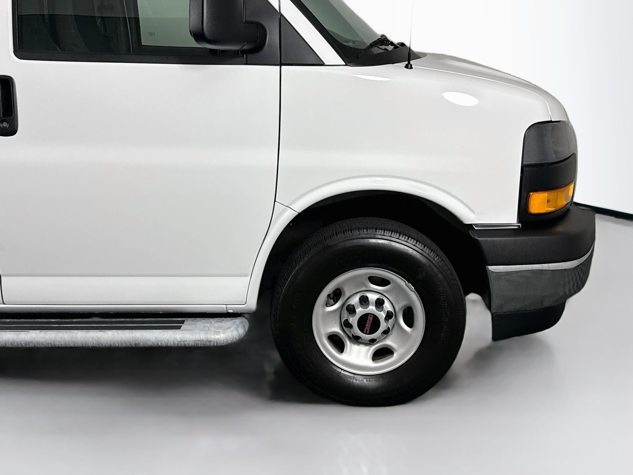 Used 2025 GMC Savana 2500 w/ Driver Convenience Package RWD image 38