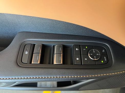 Used 2026 Lexus RX 350 Premium w/ Convenience Package FWD image 36
